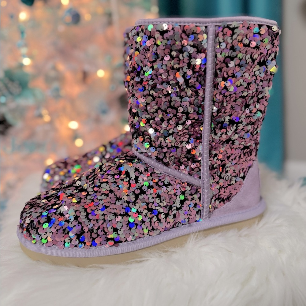 UGG Classic Short Stellar Sequin Lilac Frost Women’s Size 7
